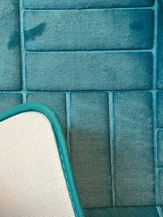 Juego de alfombras de baño con recorte turquesa